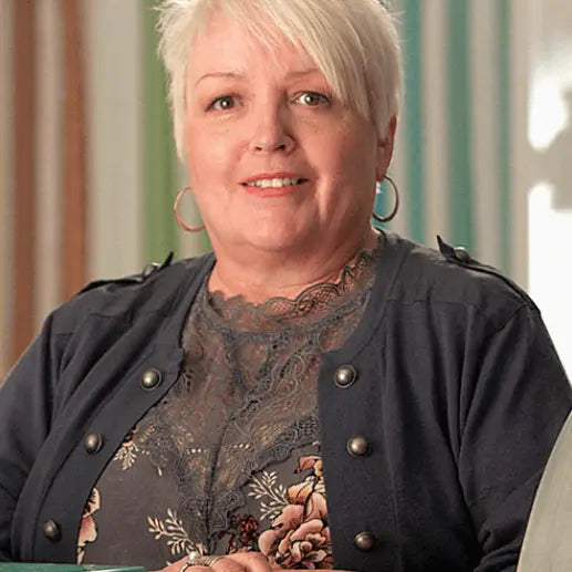 Lori Holt